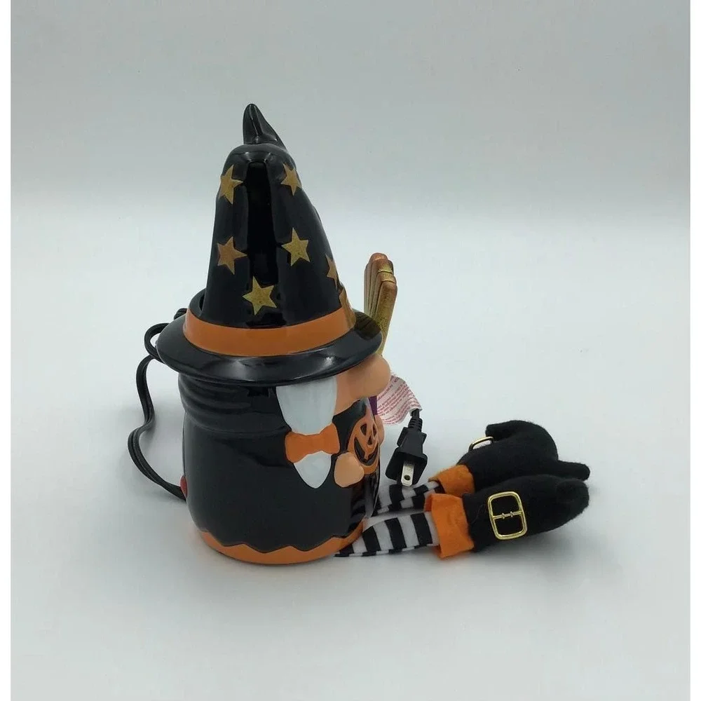 Scentsy Wicked Cute Halloween‎ Witch Gnome Wax Warmer Ceramic Shelf Sitter NEW